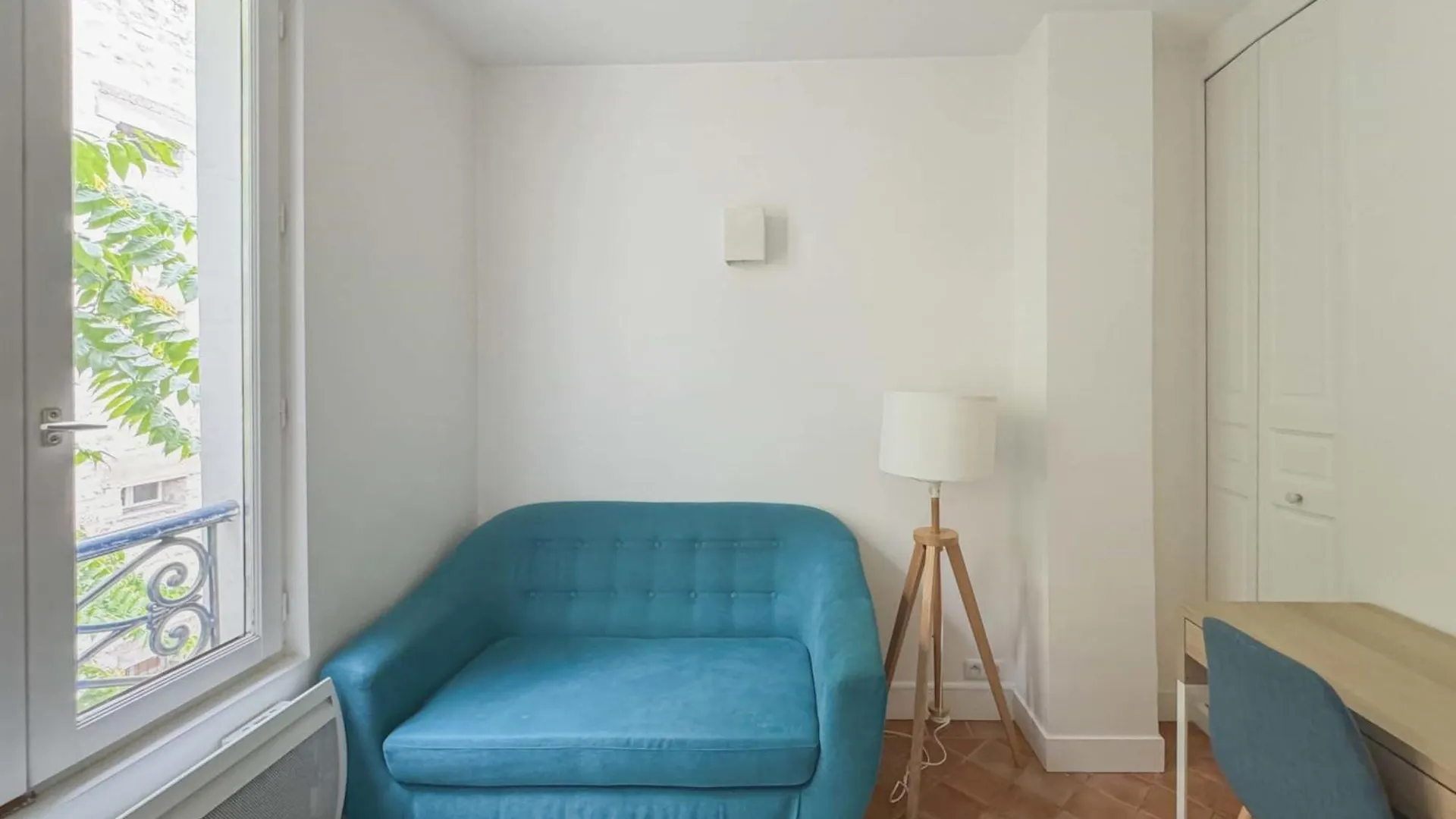 Flexliving - Whole Flat - Augereau Apartment