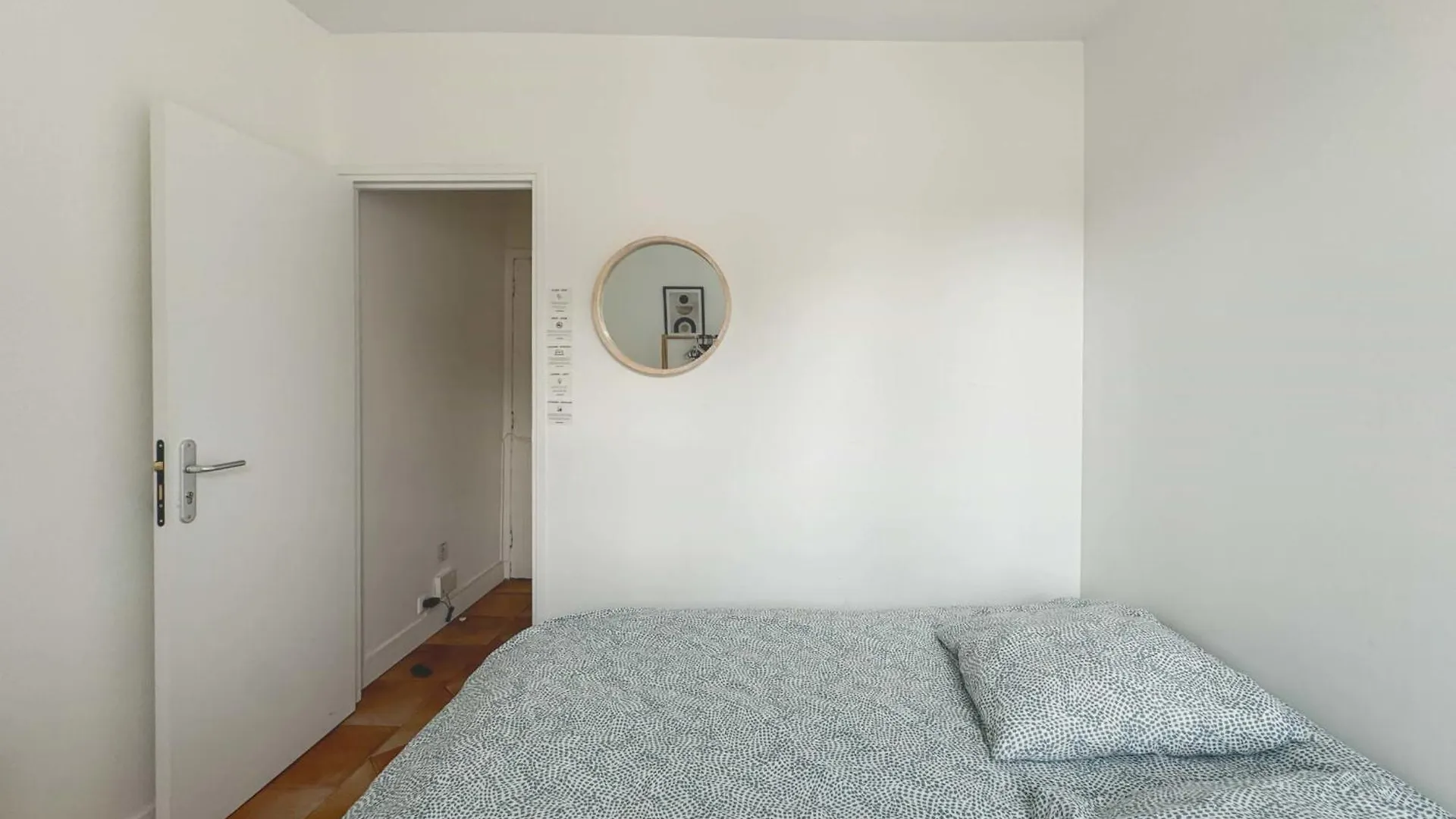 Flexliving - Whole Flat - Augereau * パリ